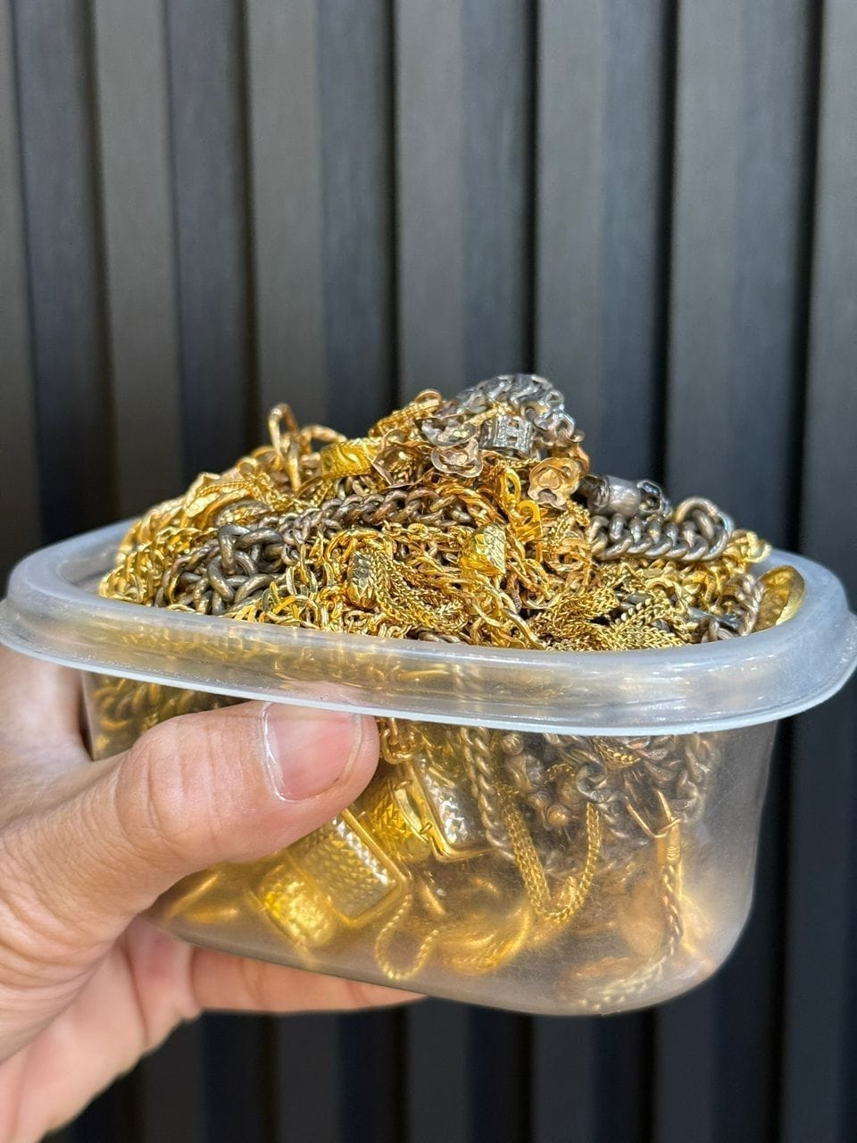 Produk emas Hulul Gold